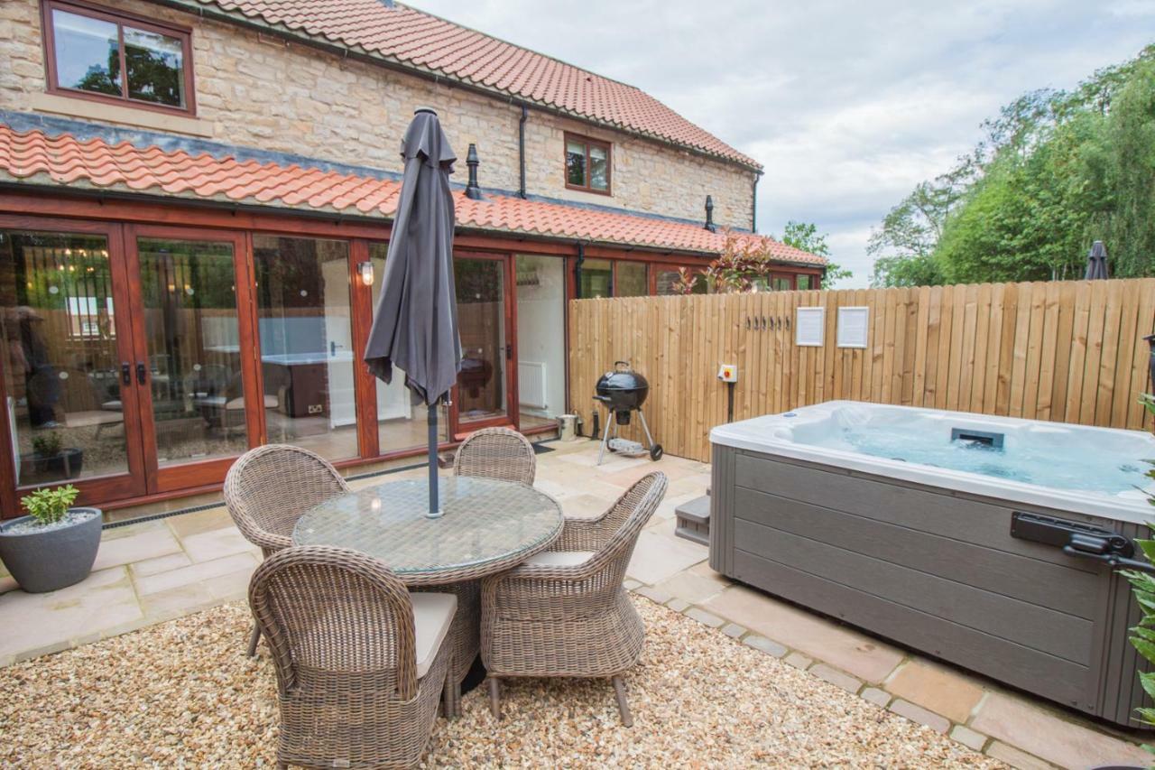 High Oaks Grange - Cottages Pickering Exteriör bild